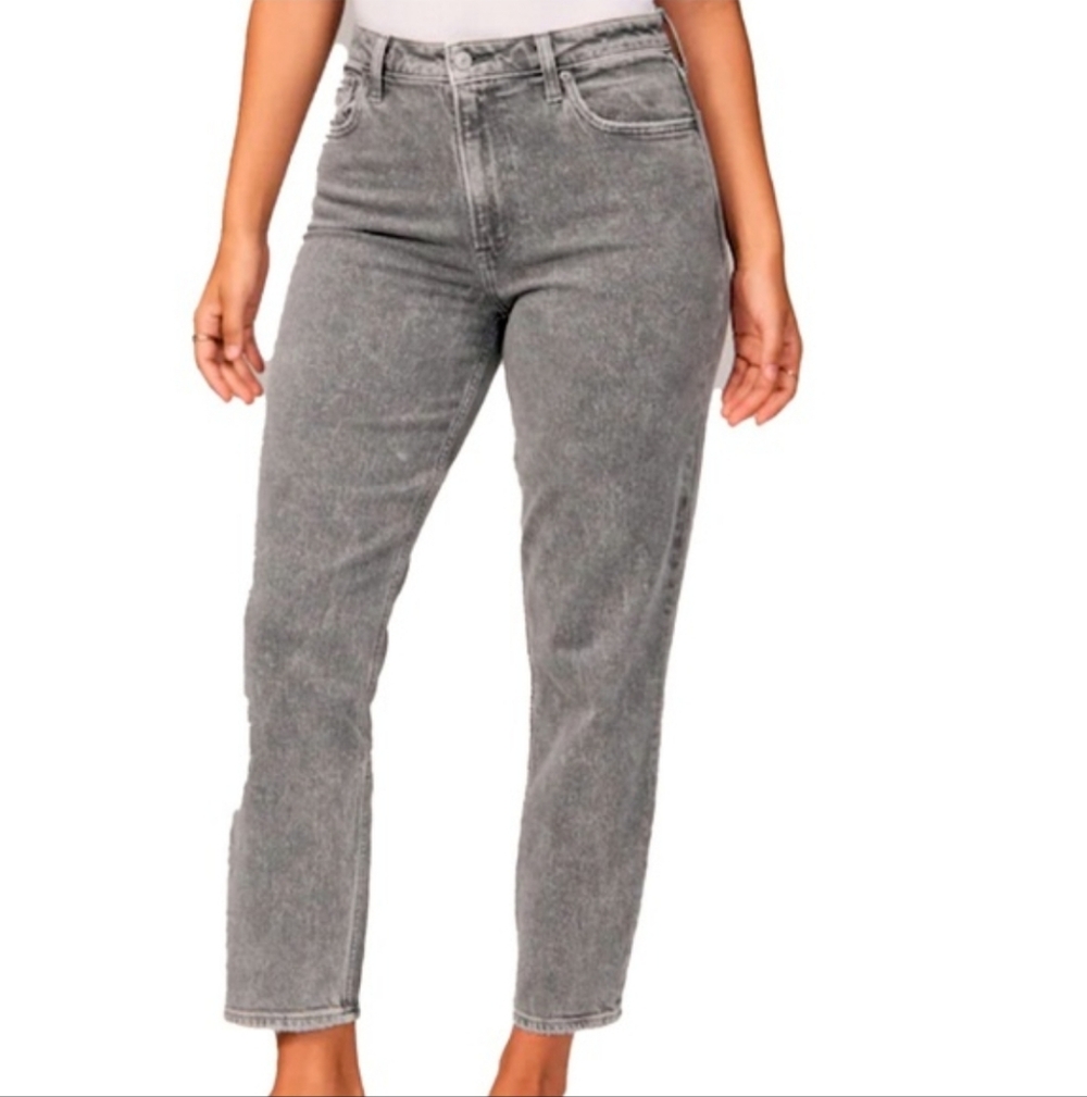 A&F Curve Love High Rise Mom Jeans 28W